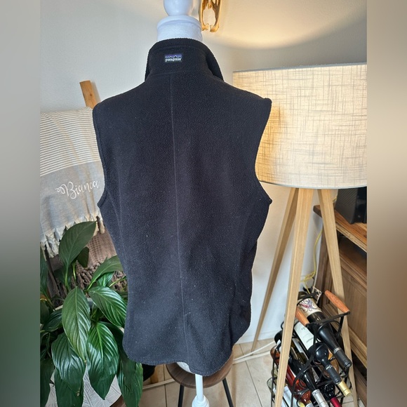 Large Patagonia vest - Picture 2 of 6